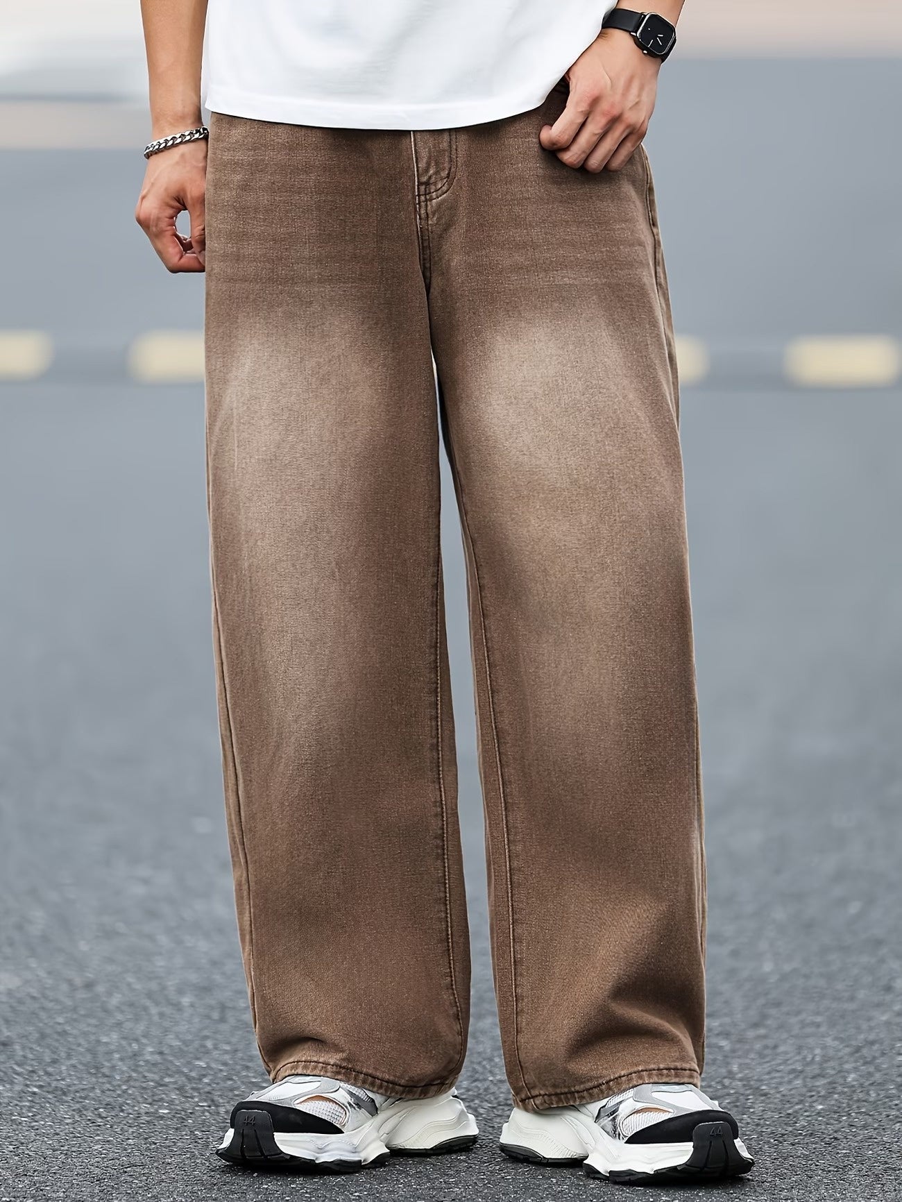 Men's Wide-Leg Jeans with Faded Wash Effect