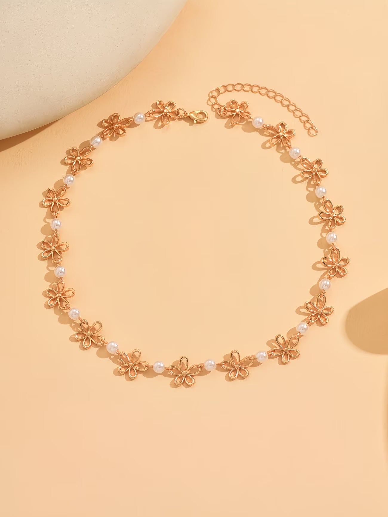 Women's Floral Motif Necklace with Faux Pearls